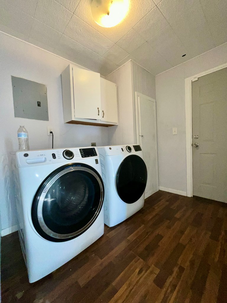 709 Jefferson Property Photo 12