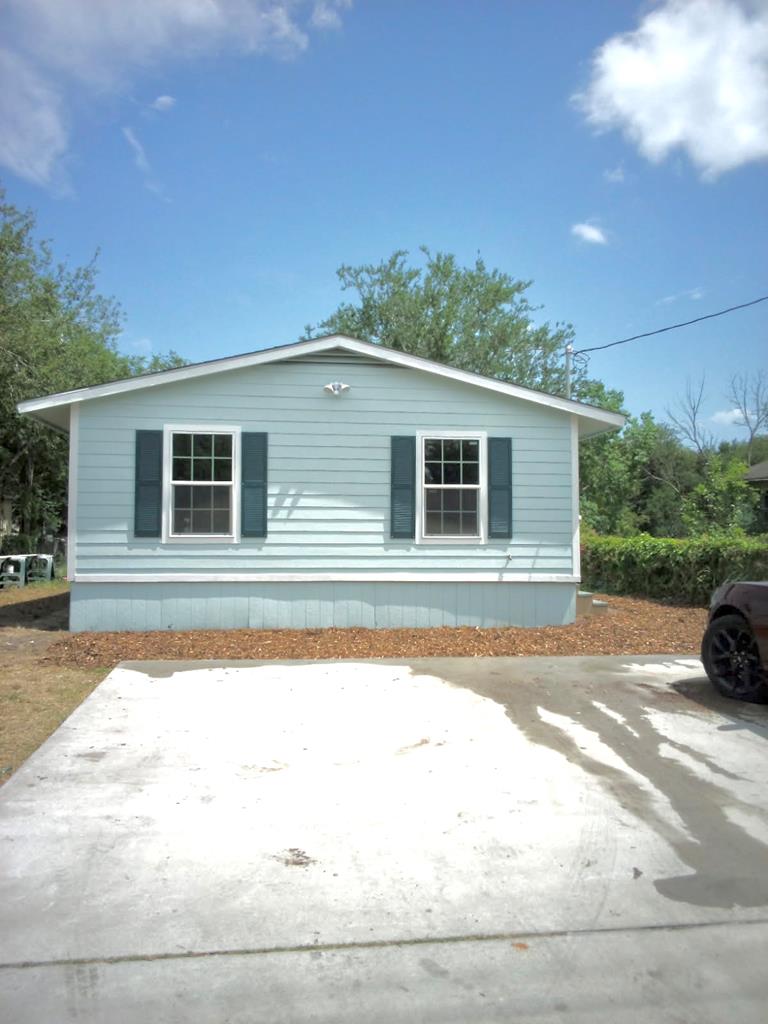 805 Stamper Property Photo 1