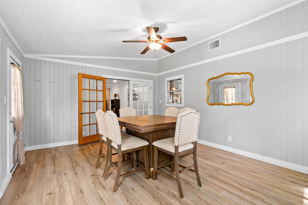 1006 Fannin Property Photo 7