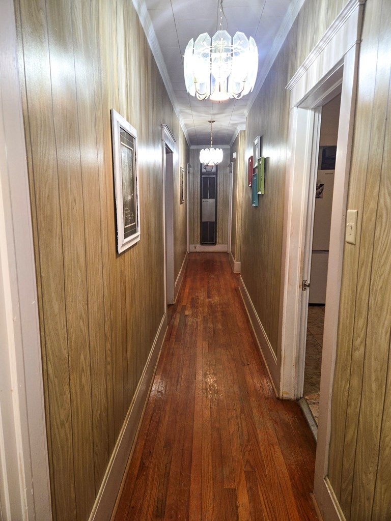 323 Main Property Photo 13