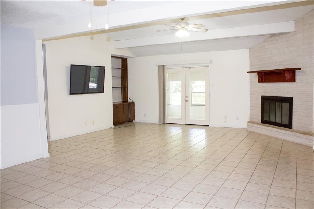 33 Encino Loma Property Photo 9