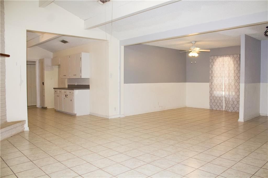 33 Encino Loma Property Photo 11