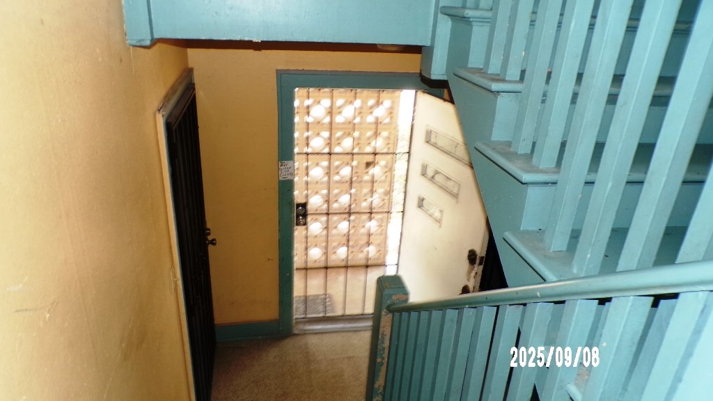 704 Washington 3 Or 4 Property Photo 6