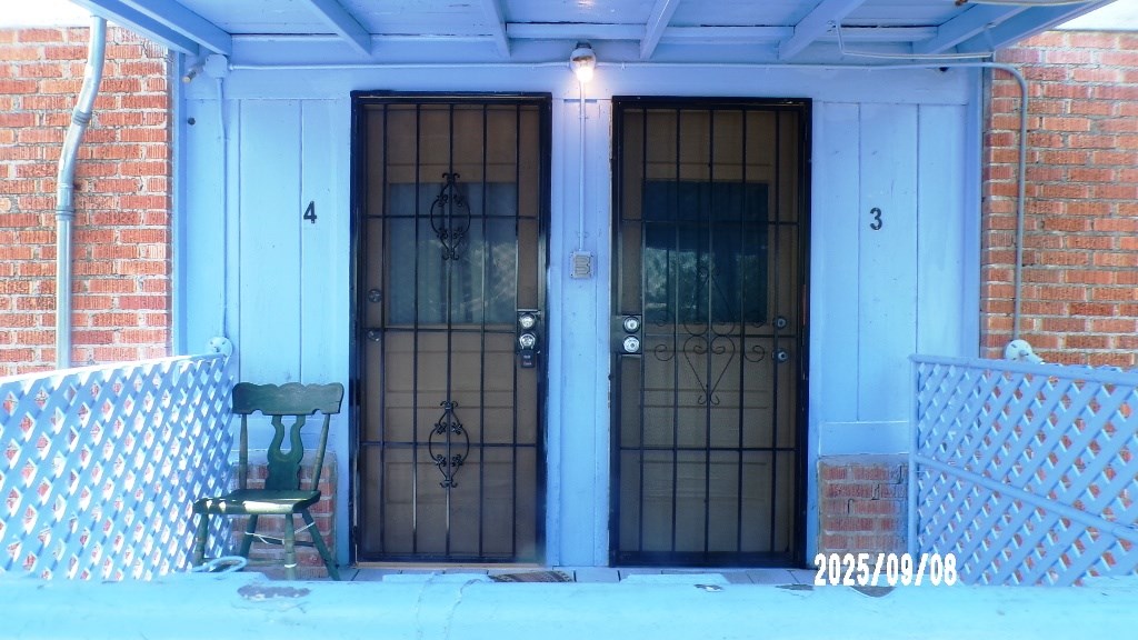 704 Washington 3 Or 4 Property Photo 9