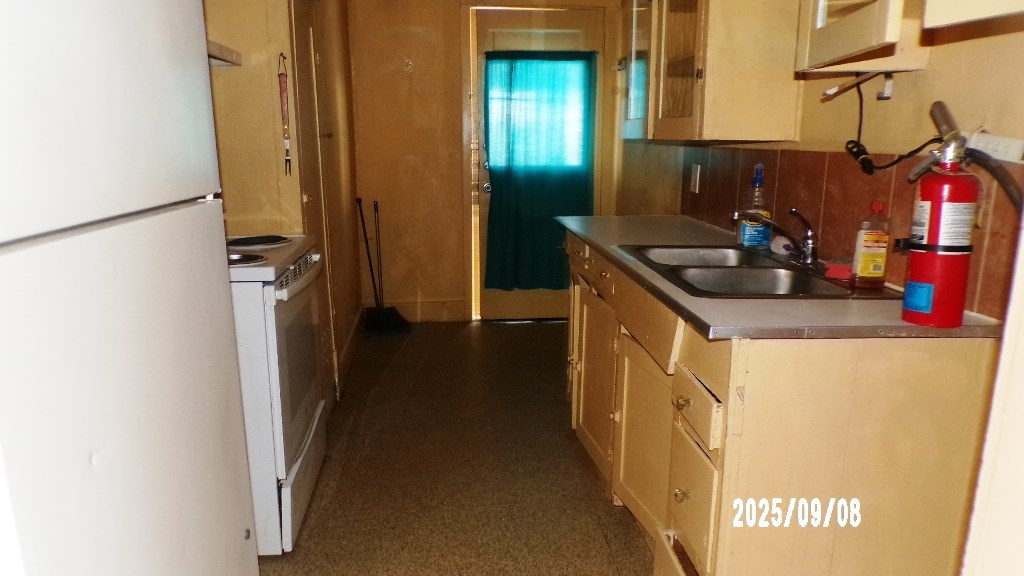 704 Washington 3 Or 4 Property Photo 12