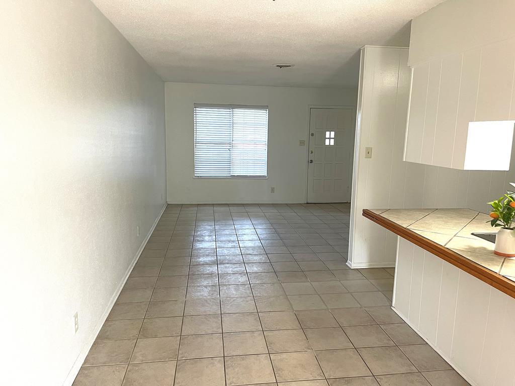 1403 Kingfisher Property Photo 14