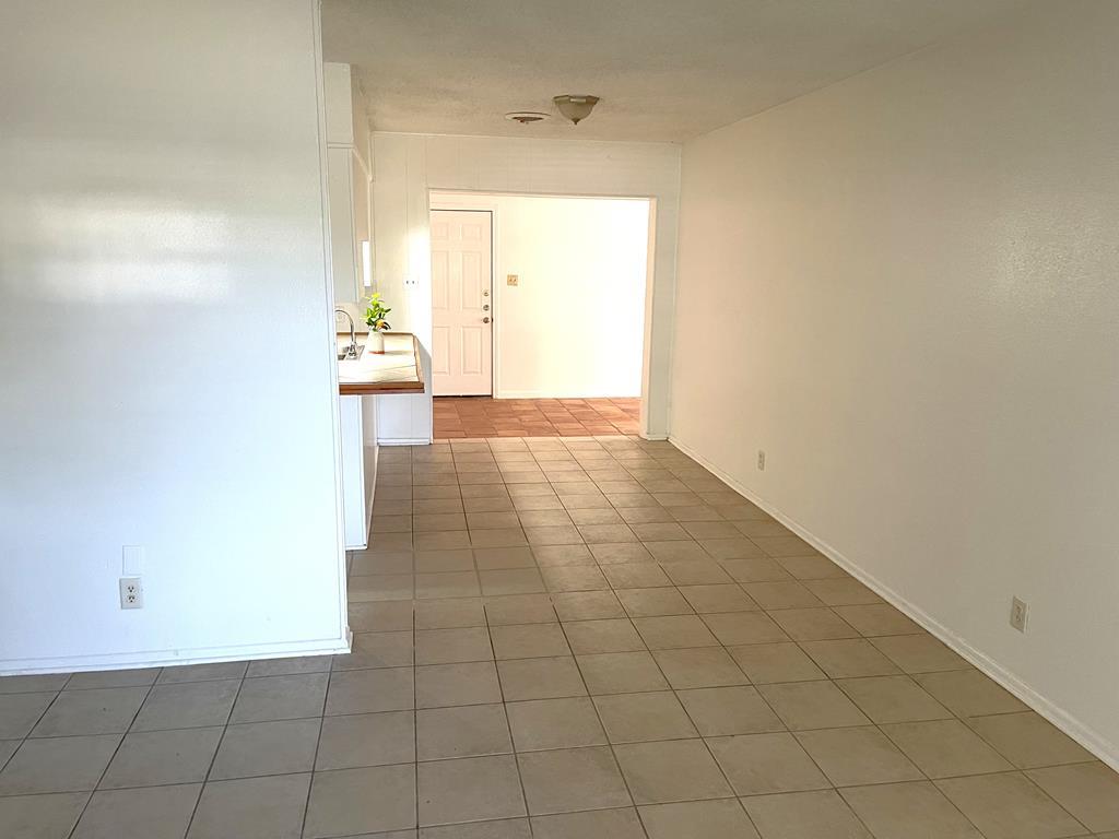 1403 Kingfisher Property Photo 16