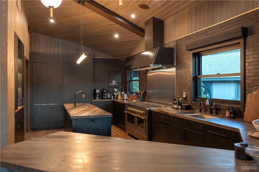 623 Cove Drive Property Photo 35