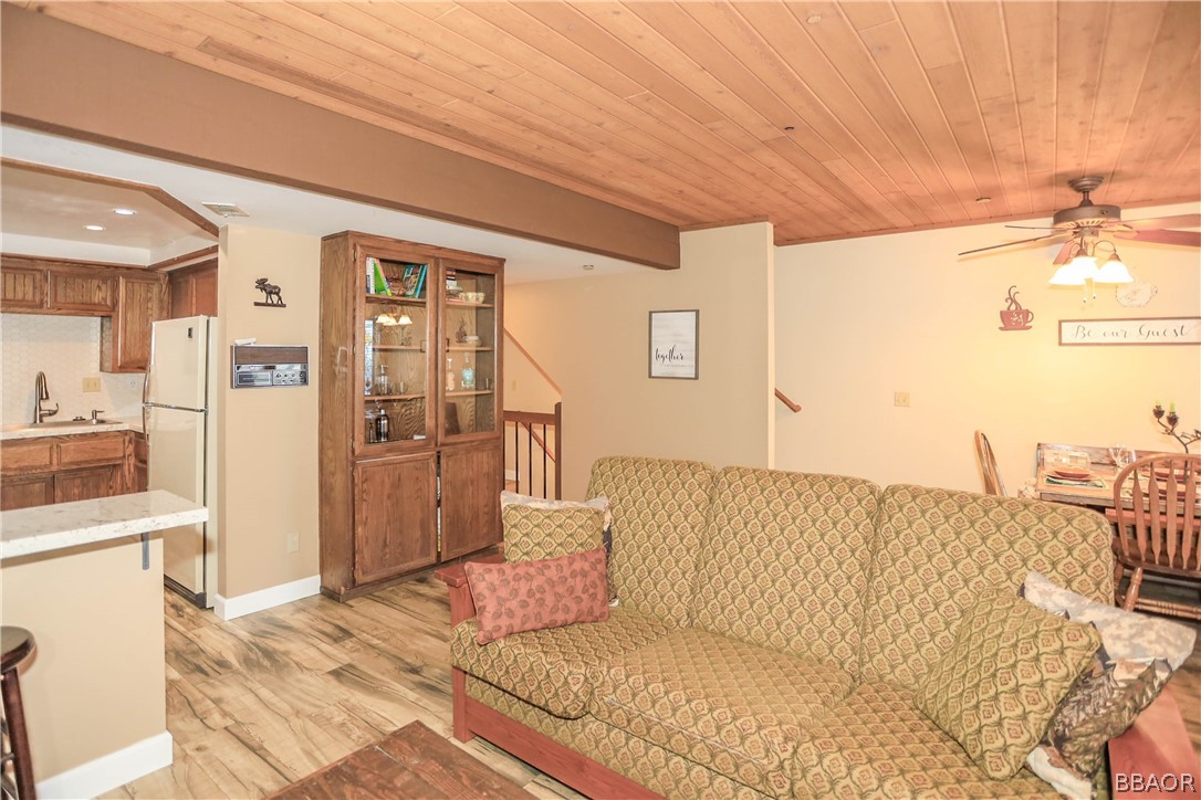 39802 Lakeview Drive 12 Property Photo 16