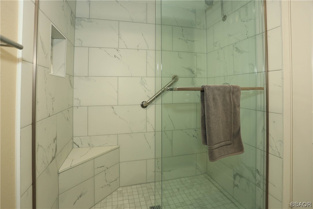 39802 Lakeview Drive 12 Property Photo 27