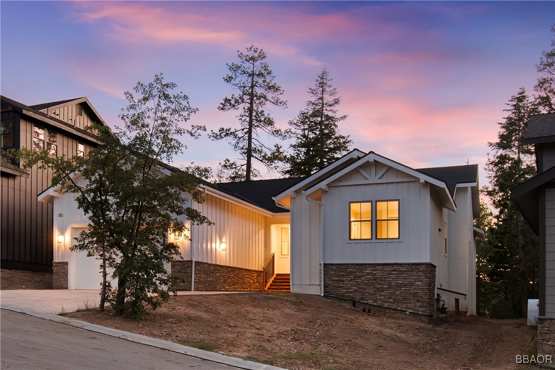 870 Pine Meadow Court Property Photo 1