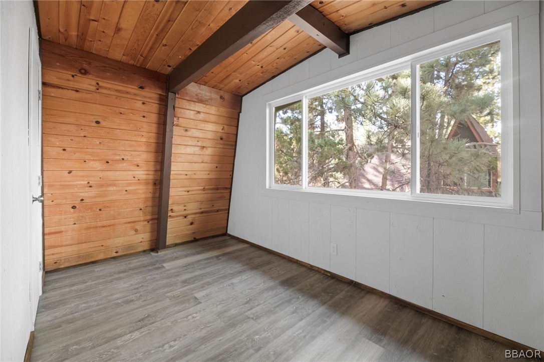 2063 10th Lane Property Photo 15