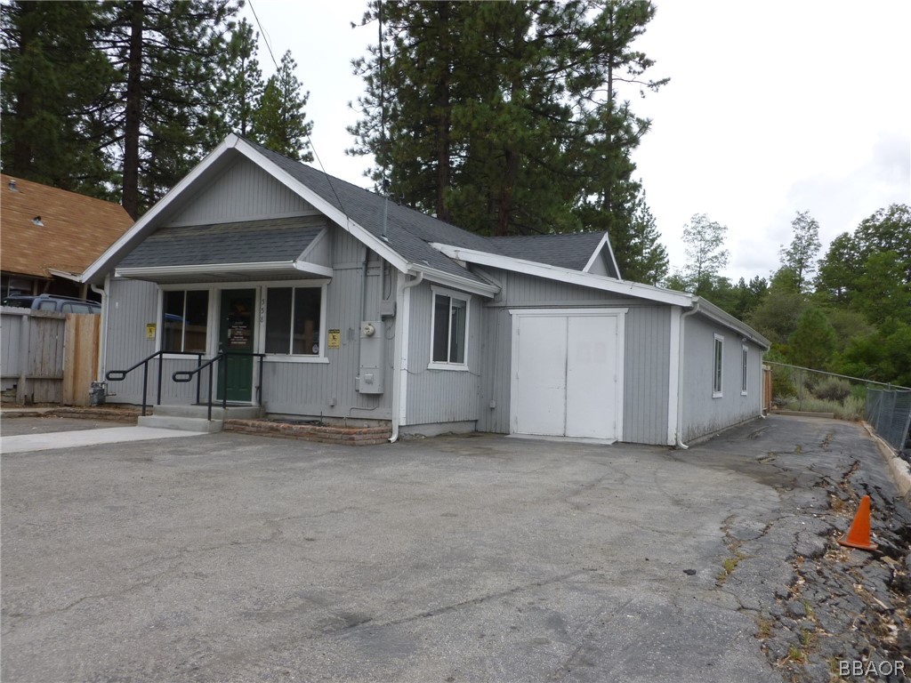 558 Wren Drive Property Photo 3