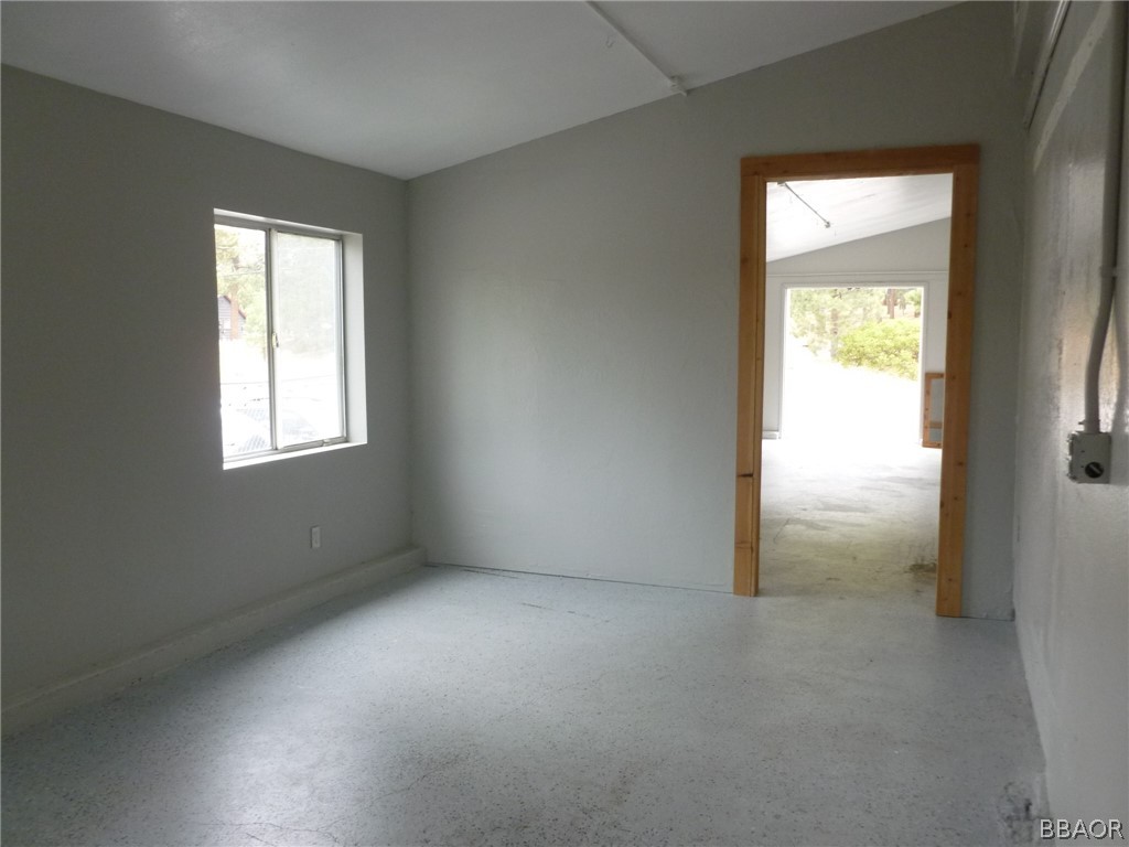 558 Wren Drive Property Photo 16