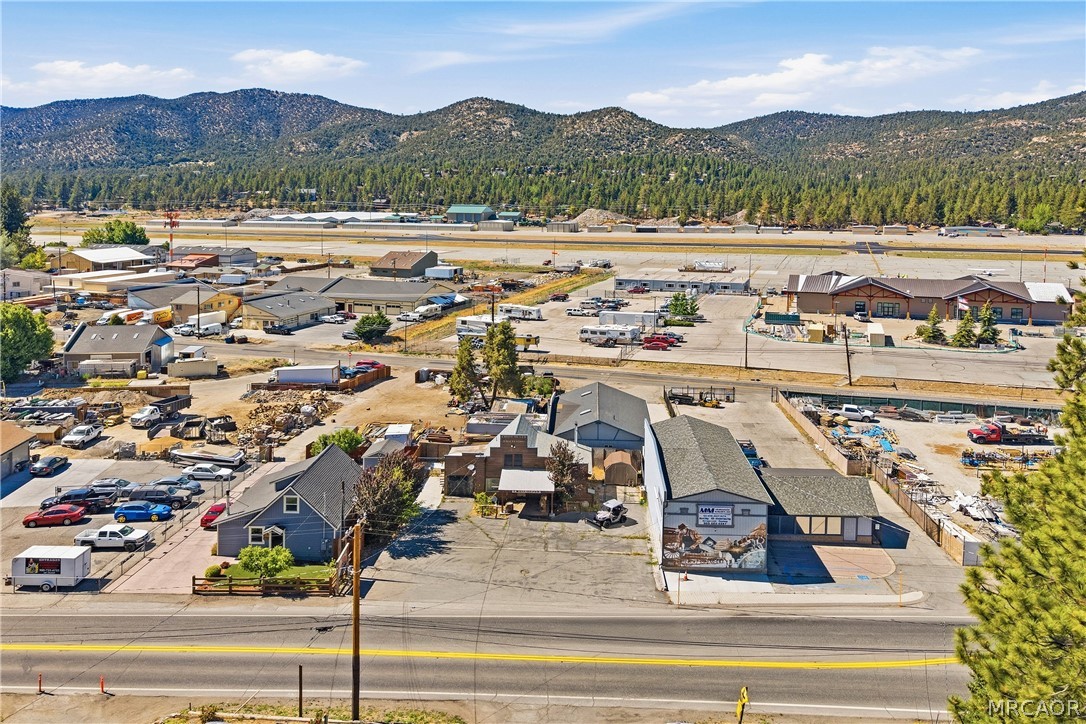 521 West Big Bear Boulevard Property Photo 6