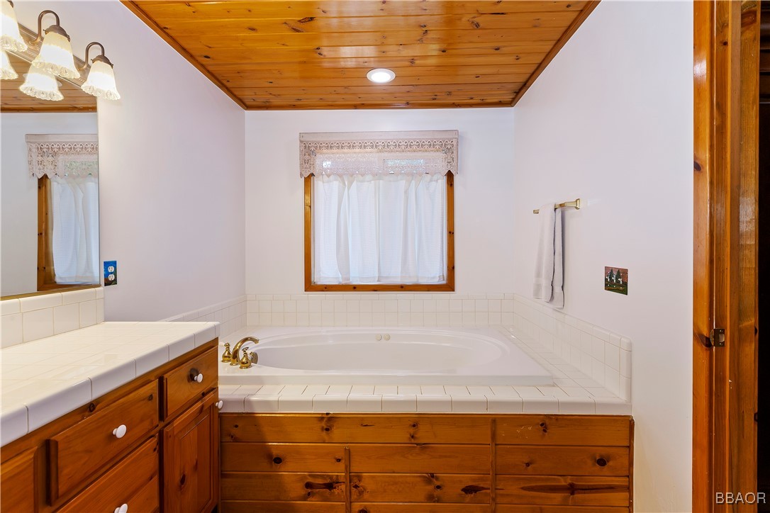 199 Pinecrest Drive Property Photo 18