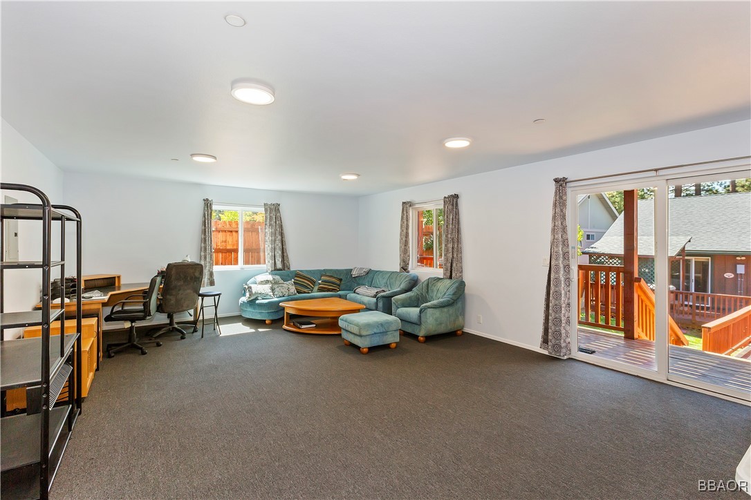 199 Pinecrest Drive Property Photo 32