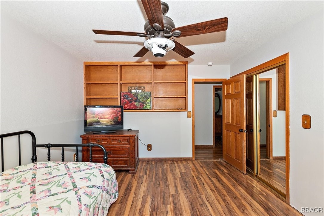 401 East Angeles Boulevard Property Photo 22