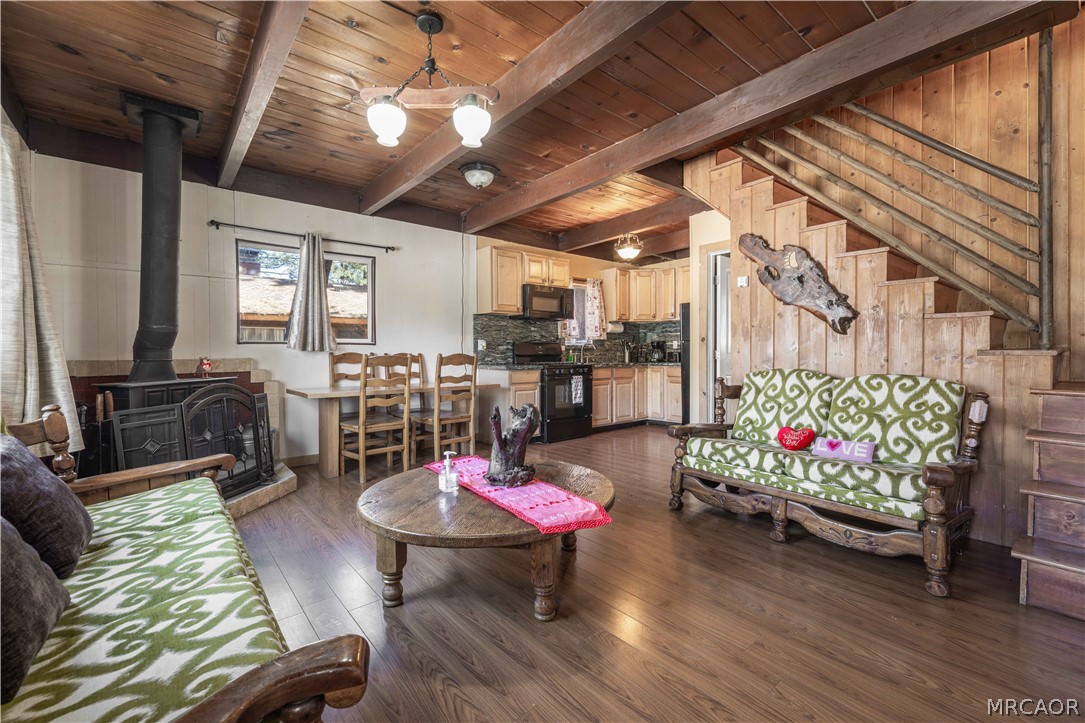 726 Maltby Boulevard Property Photo 1