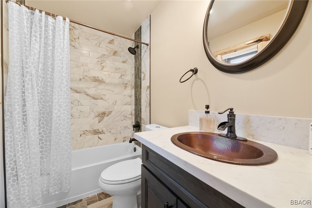 195 Teakwood Drive Property Photo 37