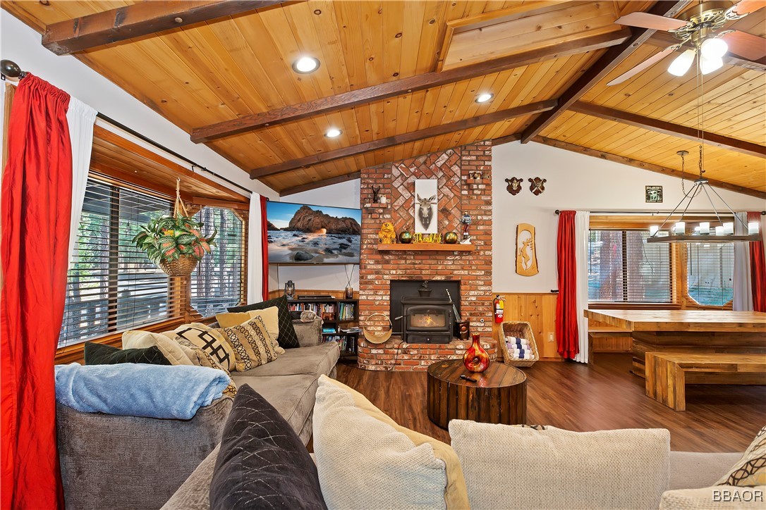 42401 Avalon Road Property Photo 9