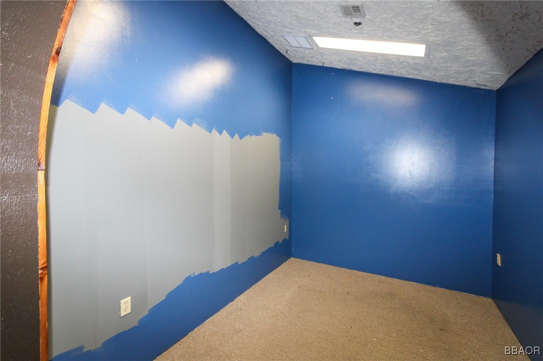 40729 Village Drive 6 Property Photo 35