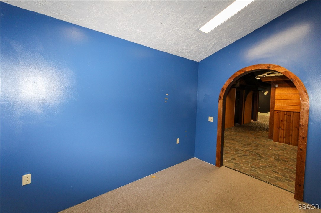 40729 Village Drive 6 Property Photo 36