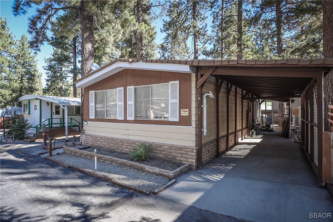 475 Thrush Drive 15 Property Photo 1