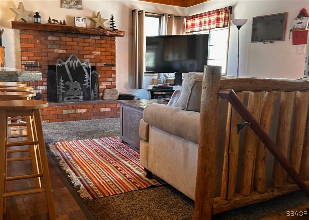 39273 Peak Lane Property Photo 2