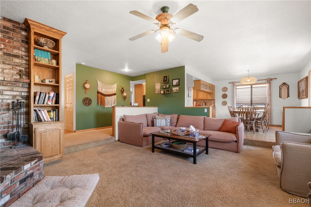 334 Sites Way Property Photo 6