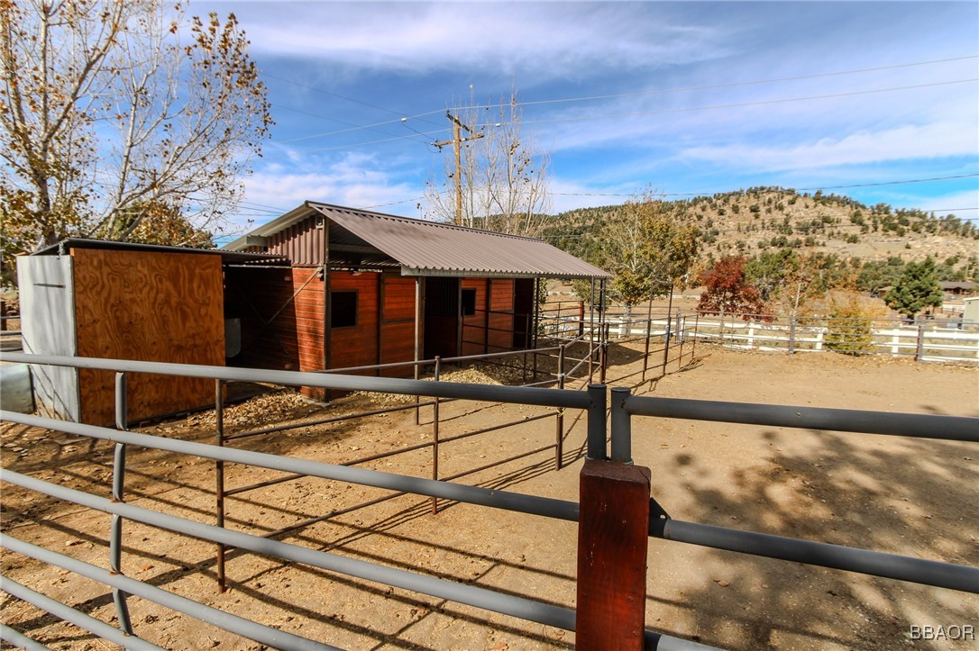 46895 Estacia Road Property Photo 46