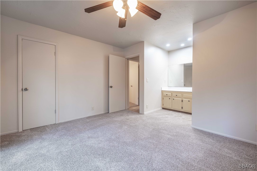 2028 Manzanita Lane Property Photo 17