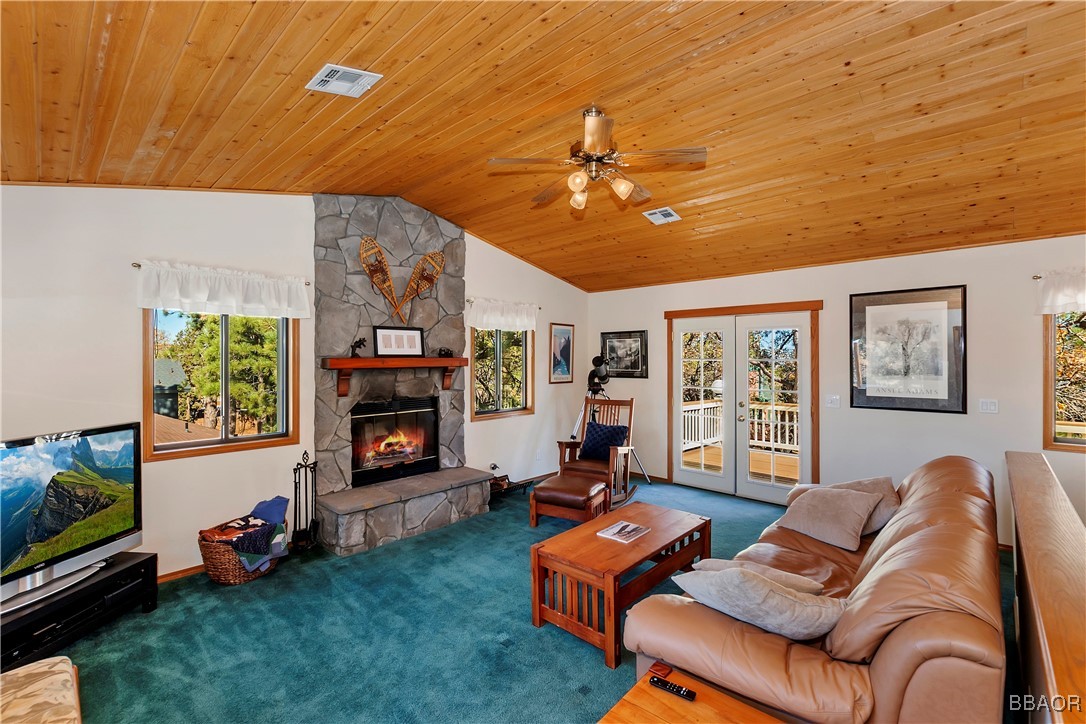 684 Butte Avenue Property Photo 4