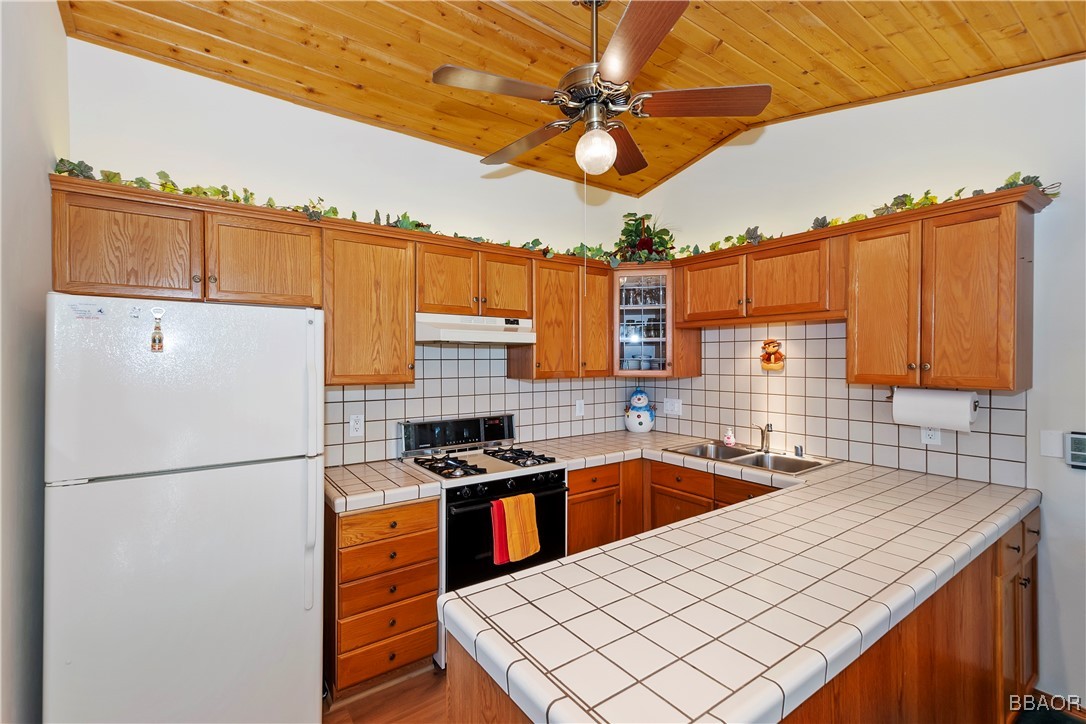 684 Butte Avenue Property Photo 6