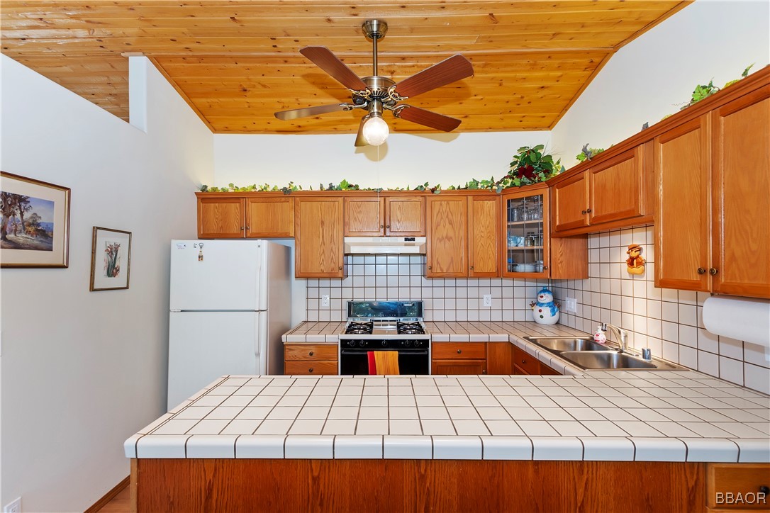 684 Butte Avenue Property Photo 9