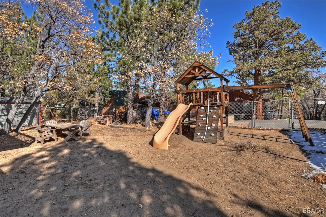 684 Butte Avenue Property Photo 33