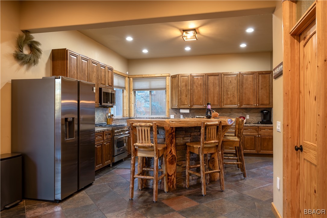 325 Stony Creek Road Property Photo 8