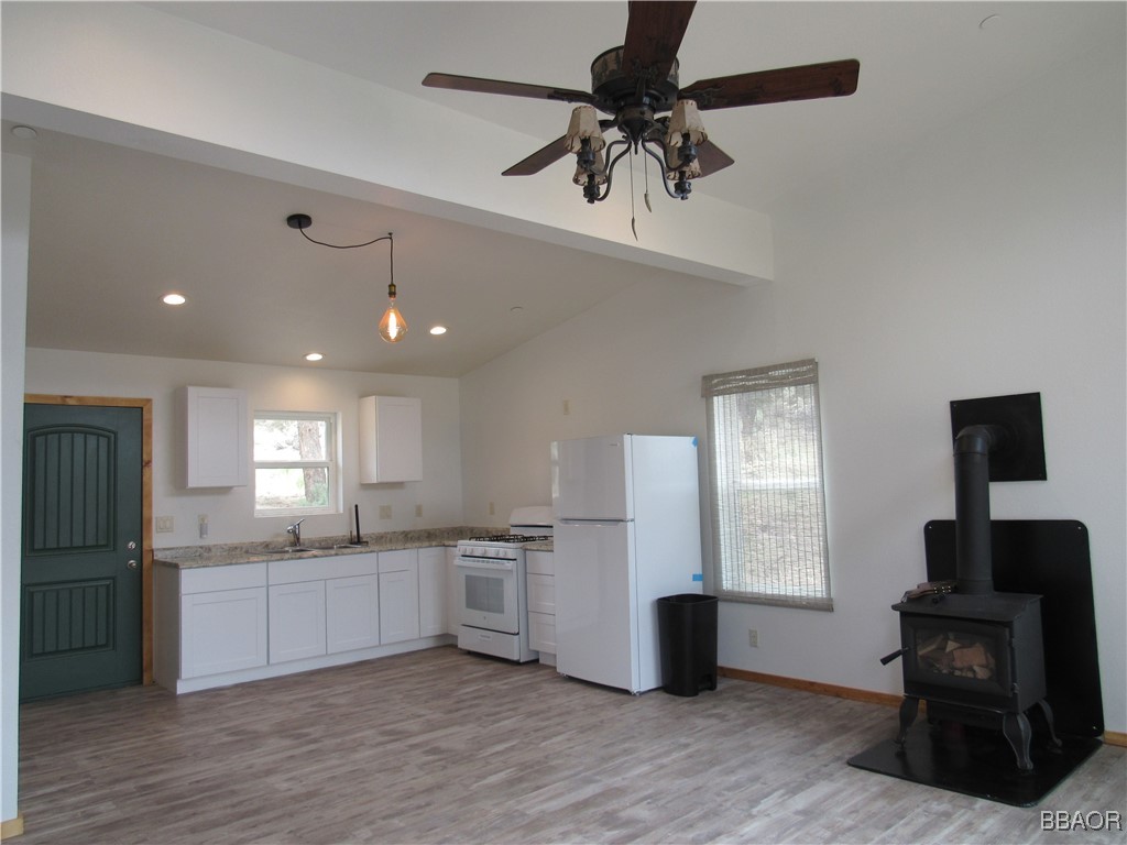 550 Eagle Ridge Drive Property Photo 4
