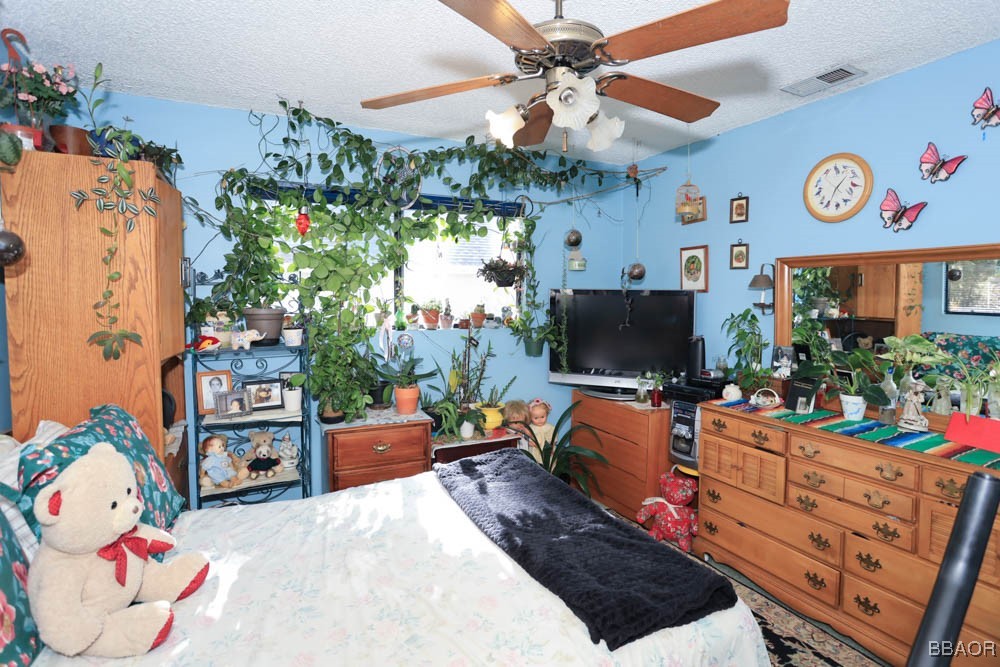 1018 Feather Mountain Drive Property Photo 13