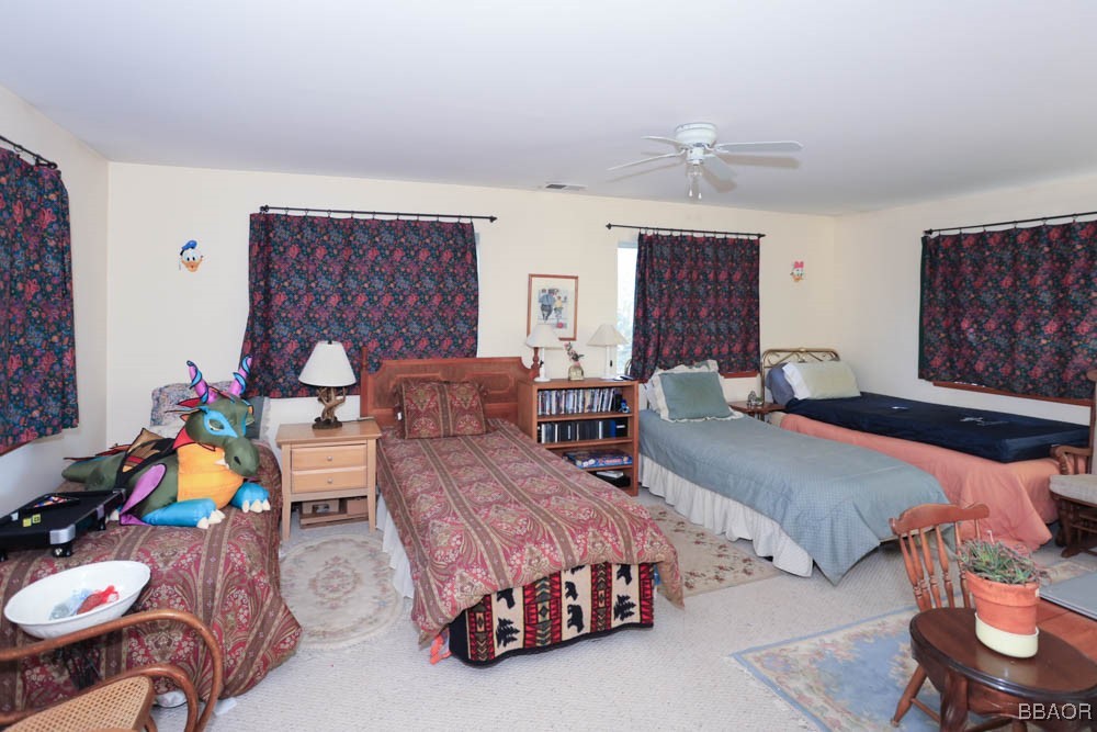 1018 Feather Mountain Drive Property Photo 27