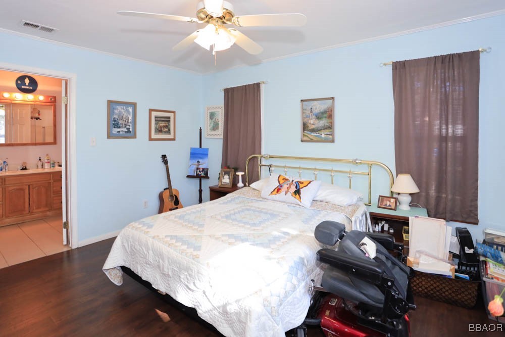 1018 Feather Mountain Drive Property Photo 28