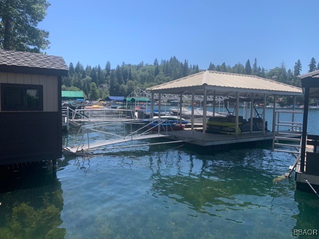 S-586 Emerald Bay Deep Water S-586 Property Photo 12