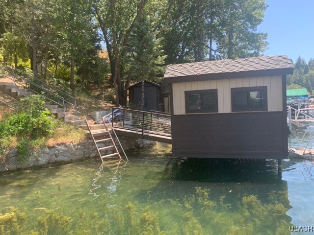 S-586 Emerald Bay Deep Water S-586 Property Photo 14
