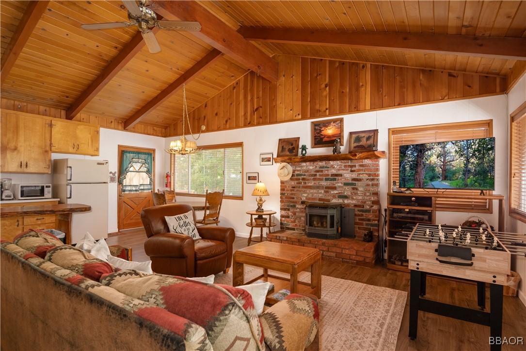 43289 Bow Canyon Road Property Photo 3