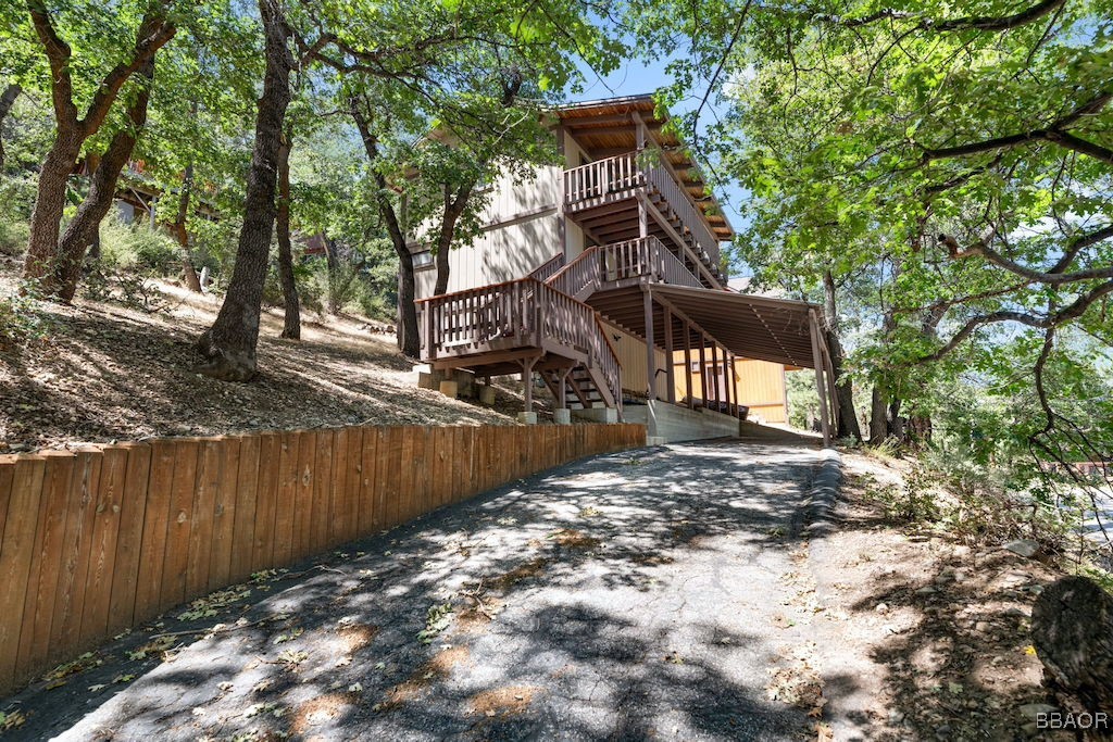 1217 Minton Drive Property Photo 4