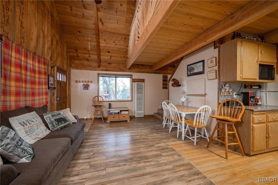 882 Pine Lane Property Photo 12