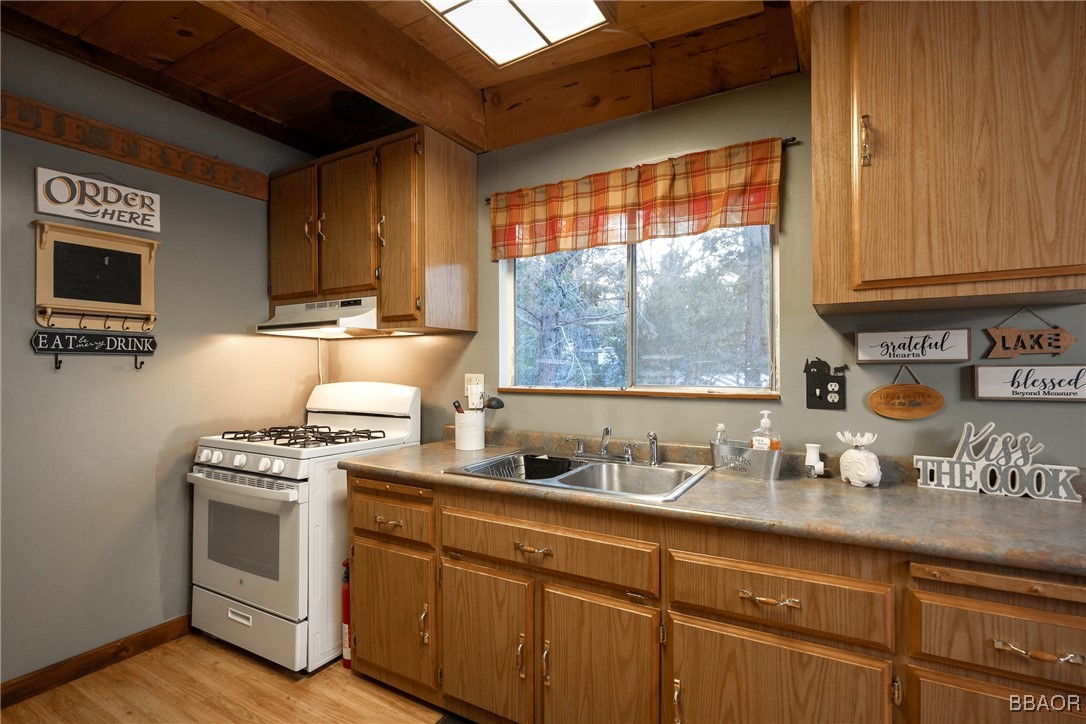 882 Pine Lane Property Photo 15