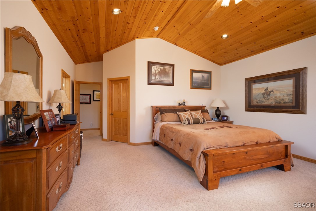 664 Cove Drive Property Photo 23