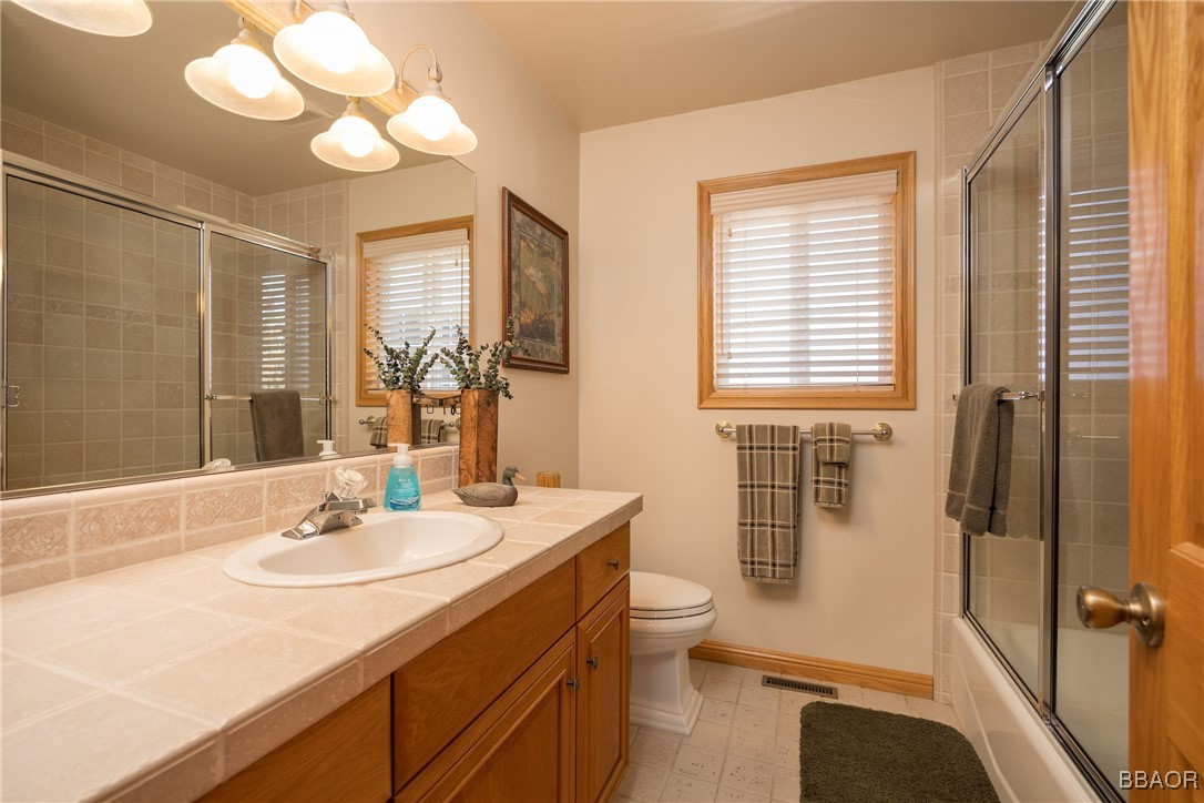 664 Cove Drive Property Photo 28