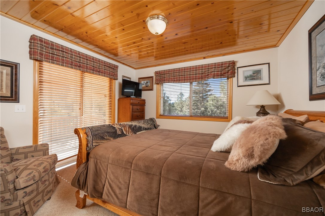 664 Cove Drive Property Photo 31
